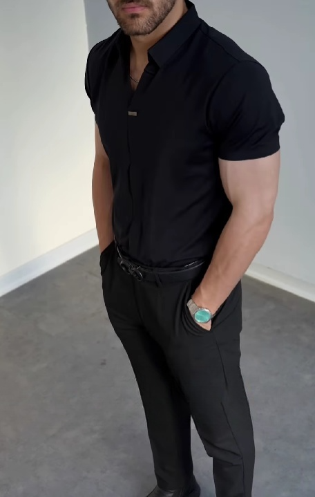 Solid Color V-neck Men's T-shirt