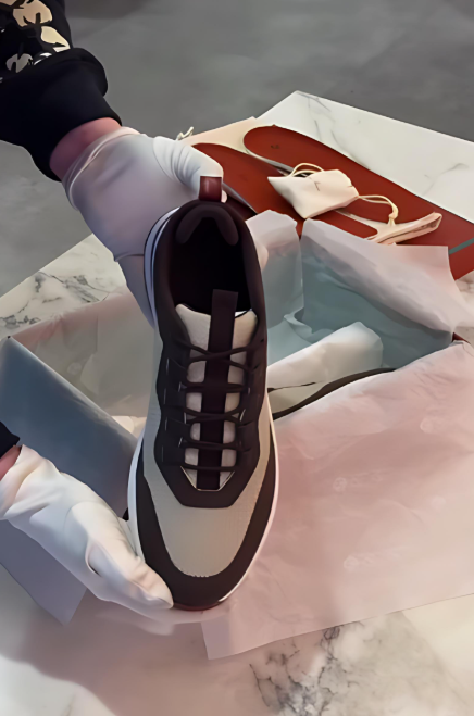 Men's Casual Lace-Up Sneakers