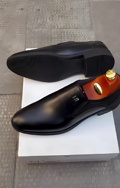 Black High-Quality Leather Shoes