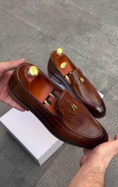 Brown Textured Leather Shoes