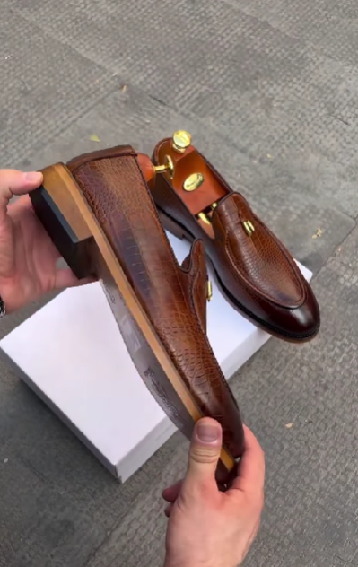 Brown Textured Leather Shoes