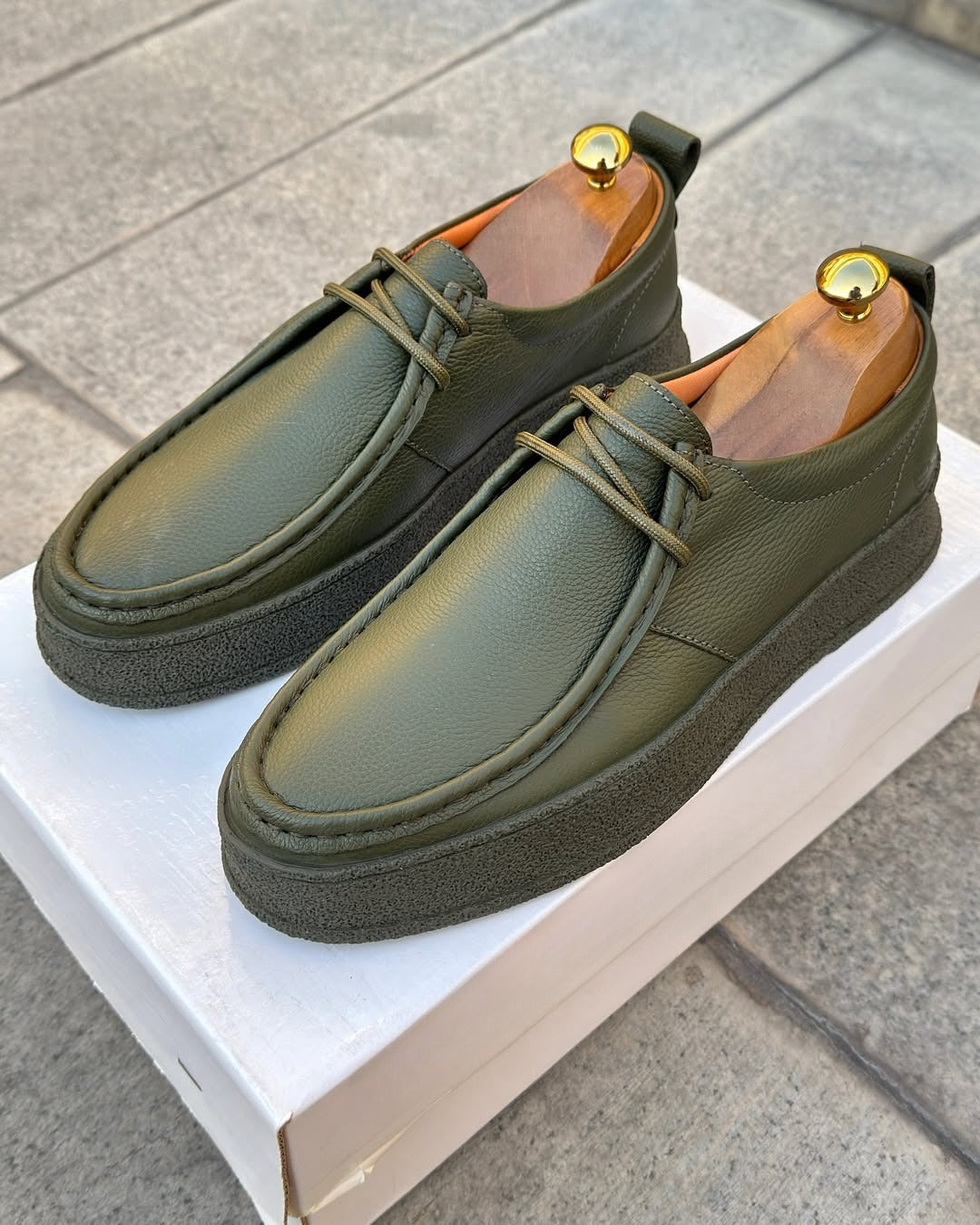 Men's Casual Lace-Up Shoes