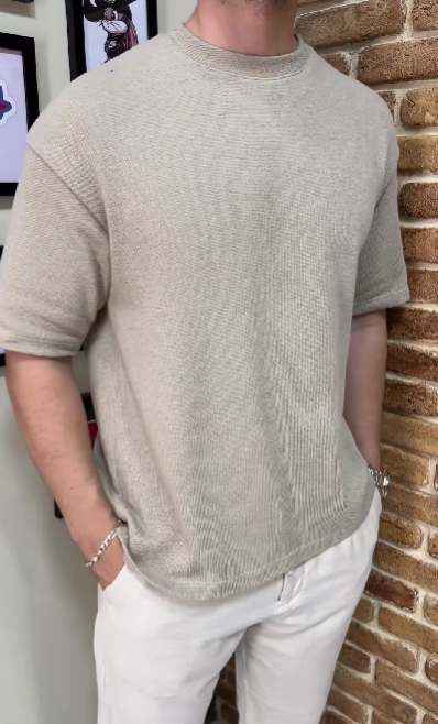 Men's Minimalist Knitted Short-Sleeved T-shirt