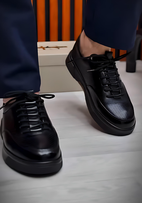Black Lace-Up Casual Leather Shoes
