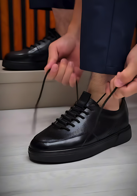 Black Lace-Up Casual Leather Shoes