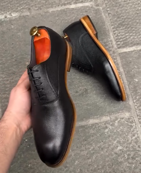 Black Leather Shoes With Brown Soles