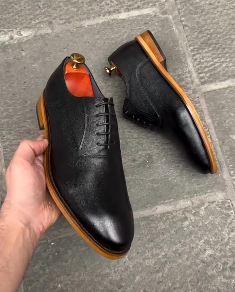 Black Leather Shoes With Brown Soles