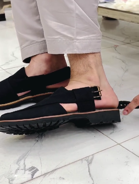 Black Buckle Men's Sandals