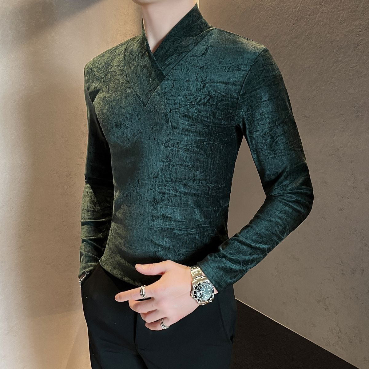 Men's Velvet Long-Sleeved Shirt