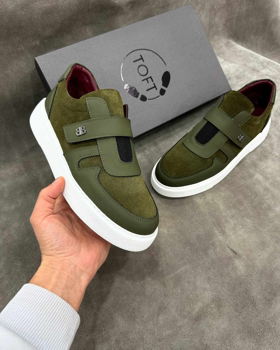 Suede No-Lace Slip-On Men's Shoes
