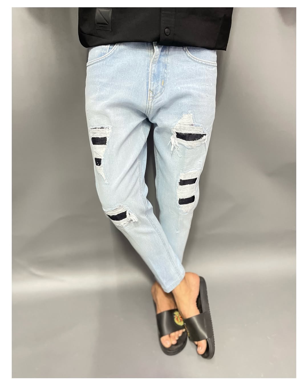 Men's Light-Colored Ripped Jeans