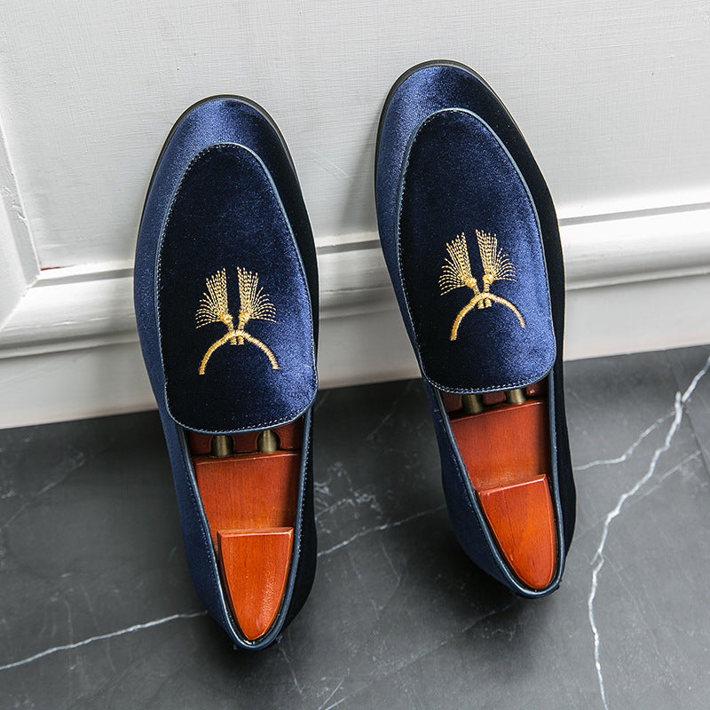 Men's Embroidered Slip-On Suede Shoes
