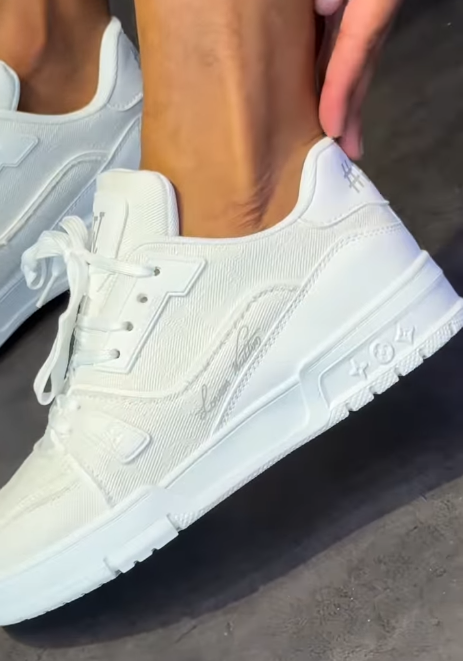 White Men's Lace-Up Casual Shoes