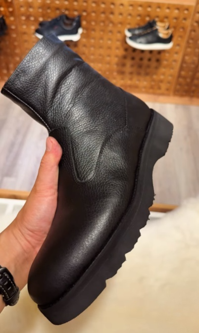 Men's Ultra Comfort Leather Ankle Boots
