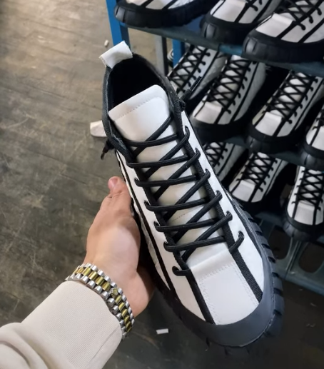 Men's high-top lace-up shoes