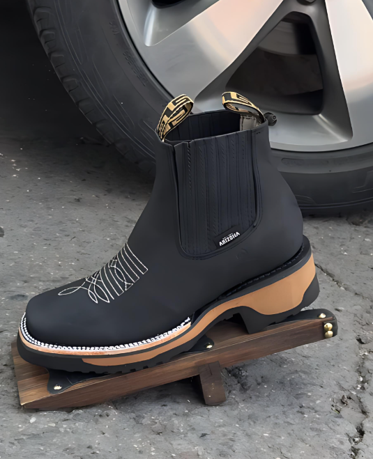 Embroidered Men's Martin Boots