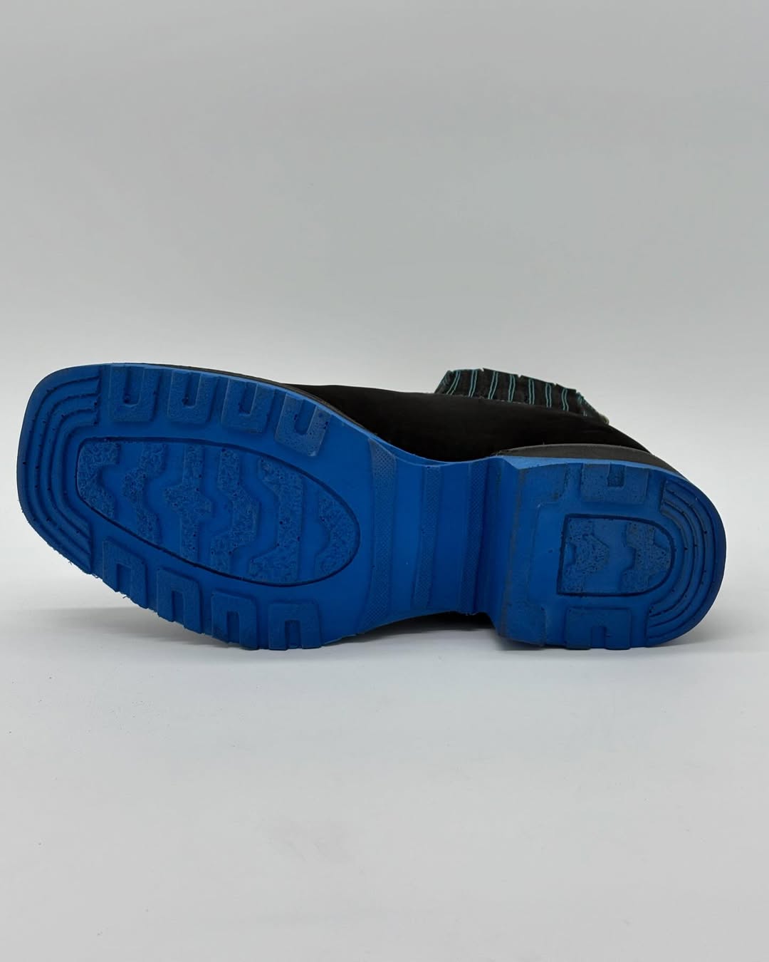 Blue Embroidered Men's Martin Boots