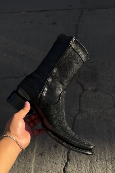 Men's Classic Leather Boots