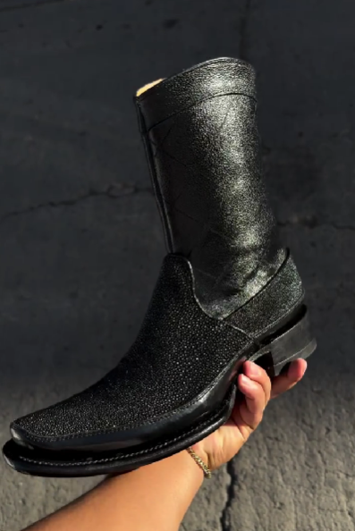 Men's Classic Leather Boots