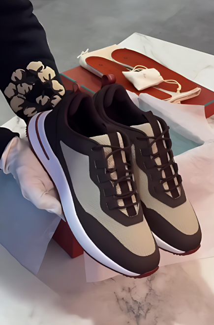 Men's Casual Lace-Up Sneakers