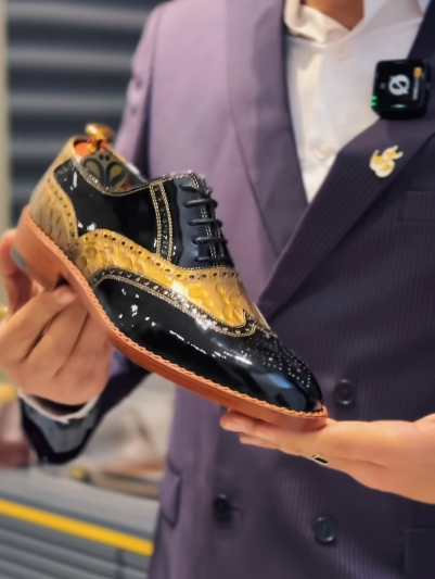 Yellow & Black High-Gloss Leather Shoes