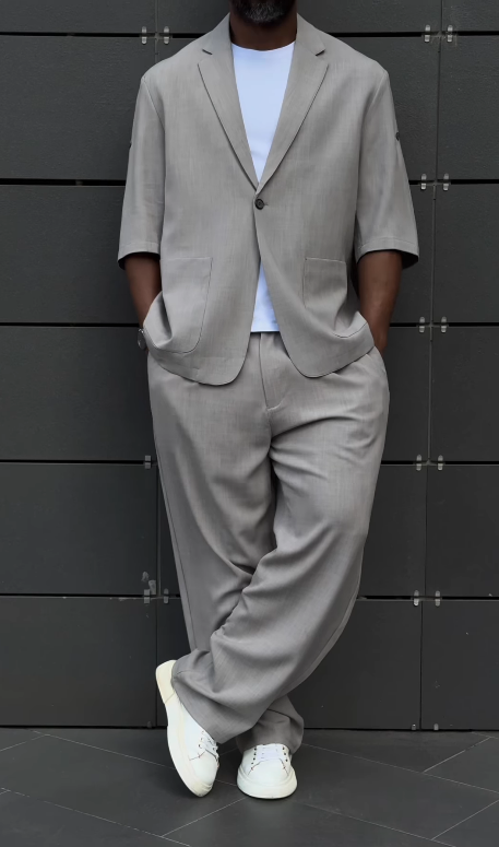 Casual Men's Short-Sleeved Suit
