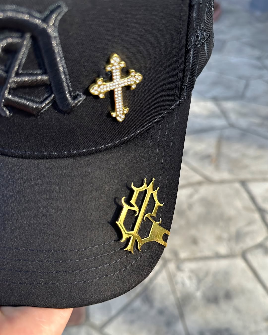 Men's Black Embroidered Baseball Cap
