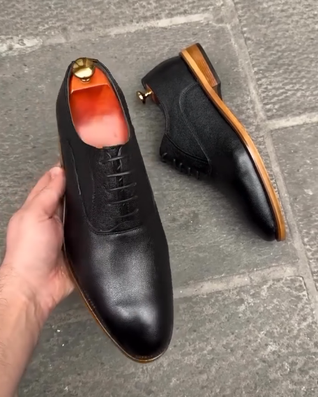Black Leather Shoes With Brown Soles