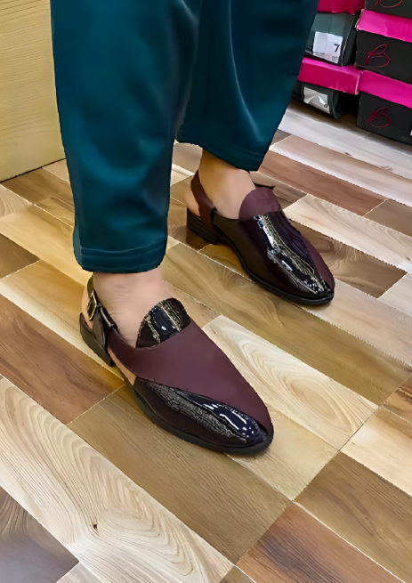 Men's Shiny Leather Buckle Shoes