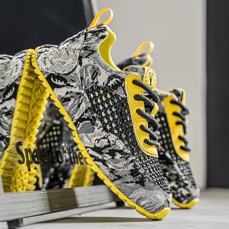 Men's Mesh Breathable Sports Shoes