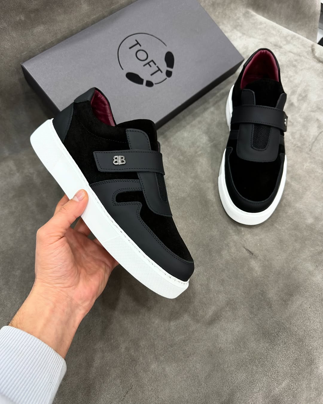 Suede No-Lace Slip-On Men's Shoes