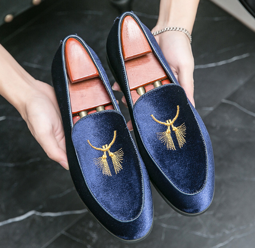 Men's Embroidered Slip-On Suede Shoes