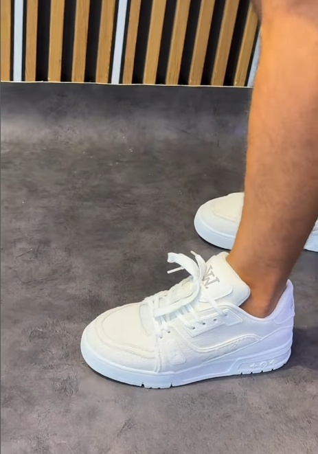White Men's Lace-Up Casual Shoes