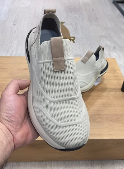 Men's Mesh Breathable Slip-On Shoes