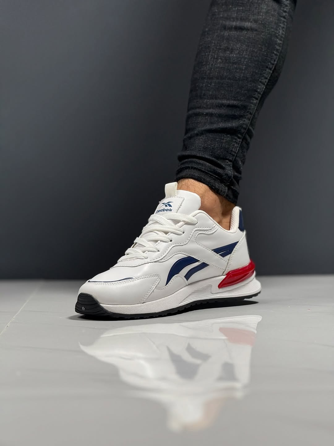 Men's Casual & Comfortable Sports Shoes