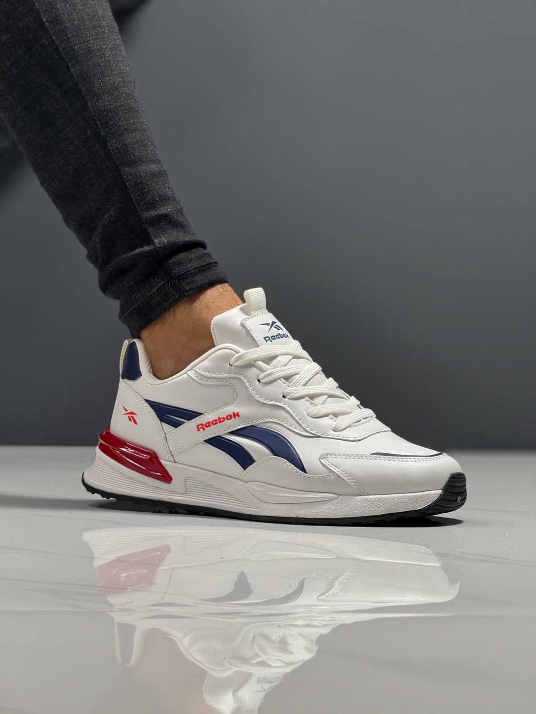 Men's Casual & Comfortable Sports Shoes
