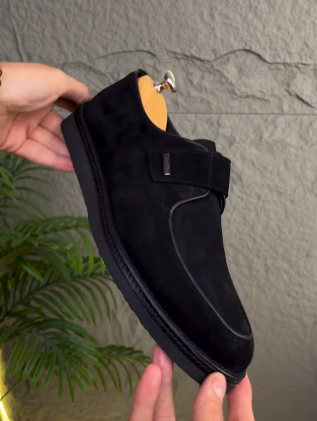 Men's suede slip-on shoes