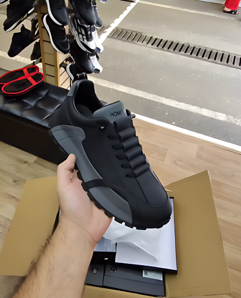 Men's casual slip-on sneakers