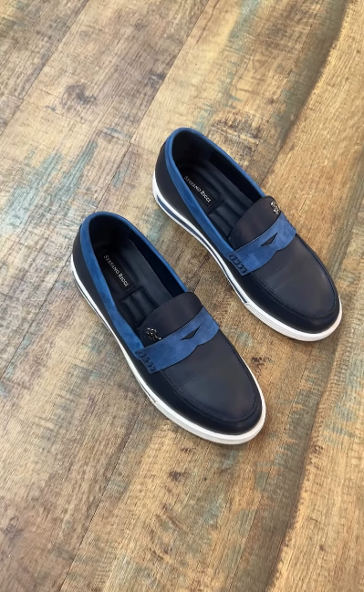 Men's slip-on loafers