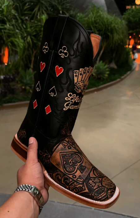 Men's wear-resistant embroidered boots