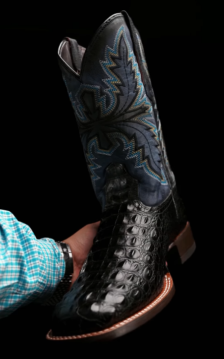 Men's leather embroidered boots