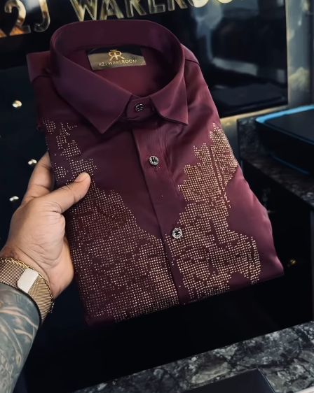 Men's textured shimmering shirt