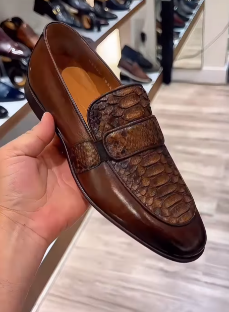 Brown Faux-Crocodile Leather Shoes