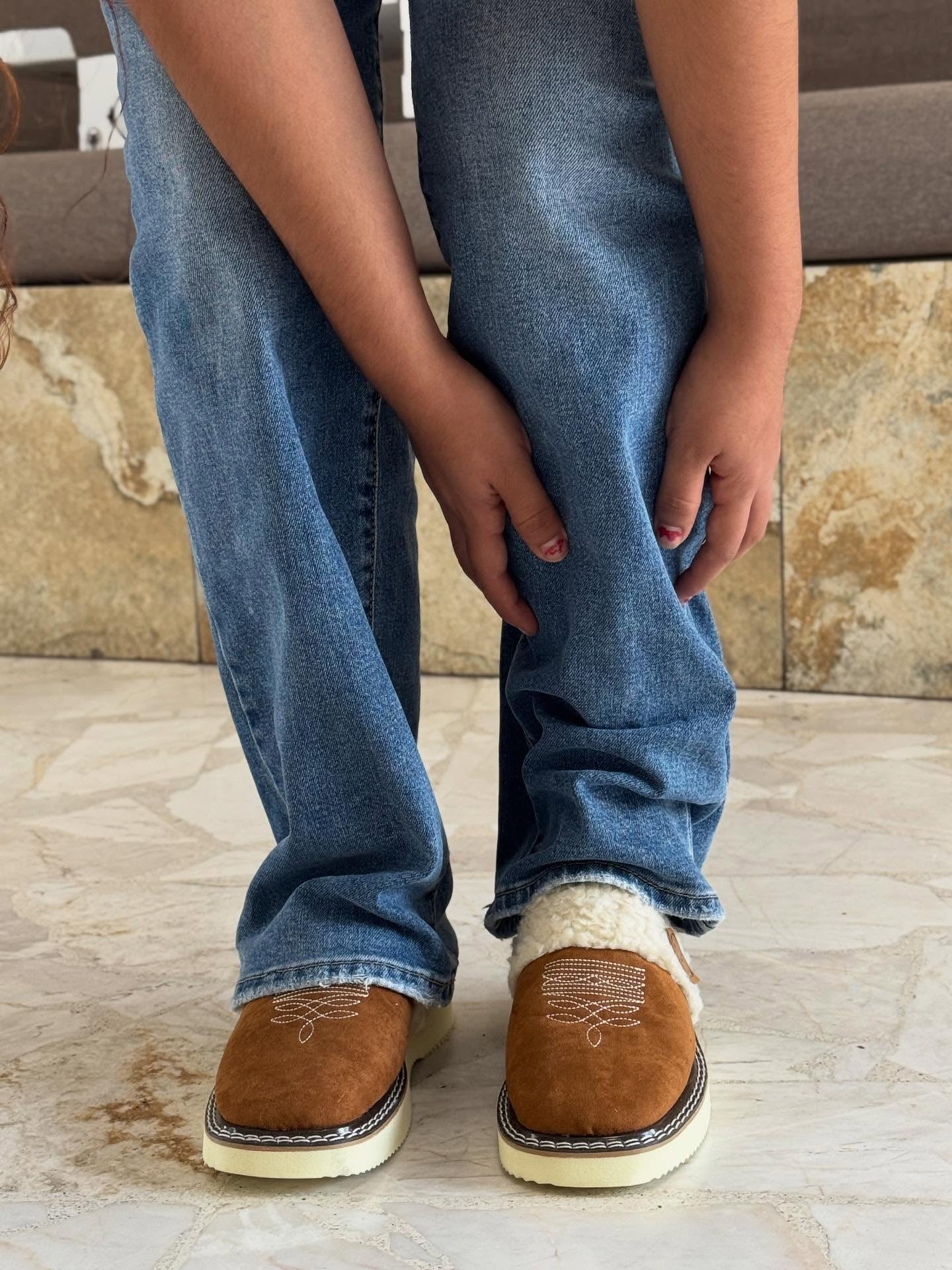 Men's Comfort Outdoor Slippers with Plush Lining