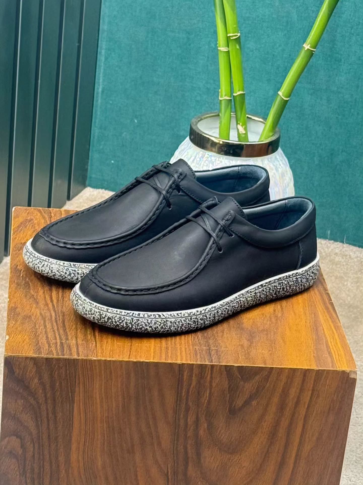 Men's suede casual slip-on shoes