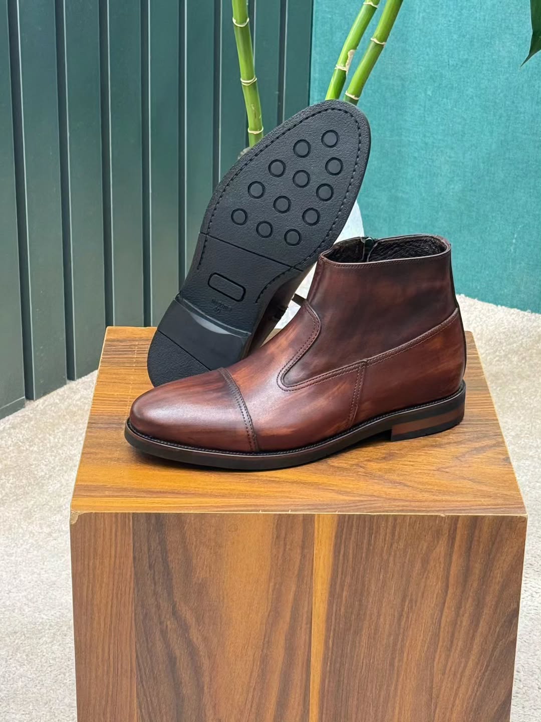 Men's leather ankle boots with fleece lining