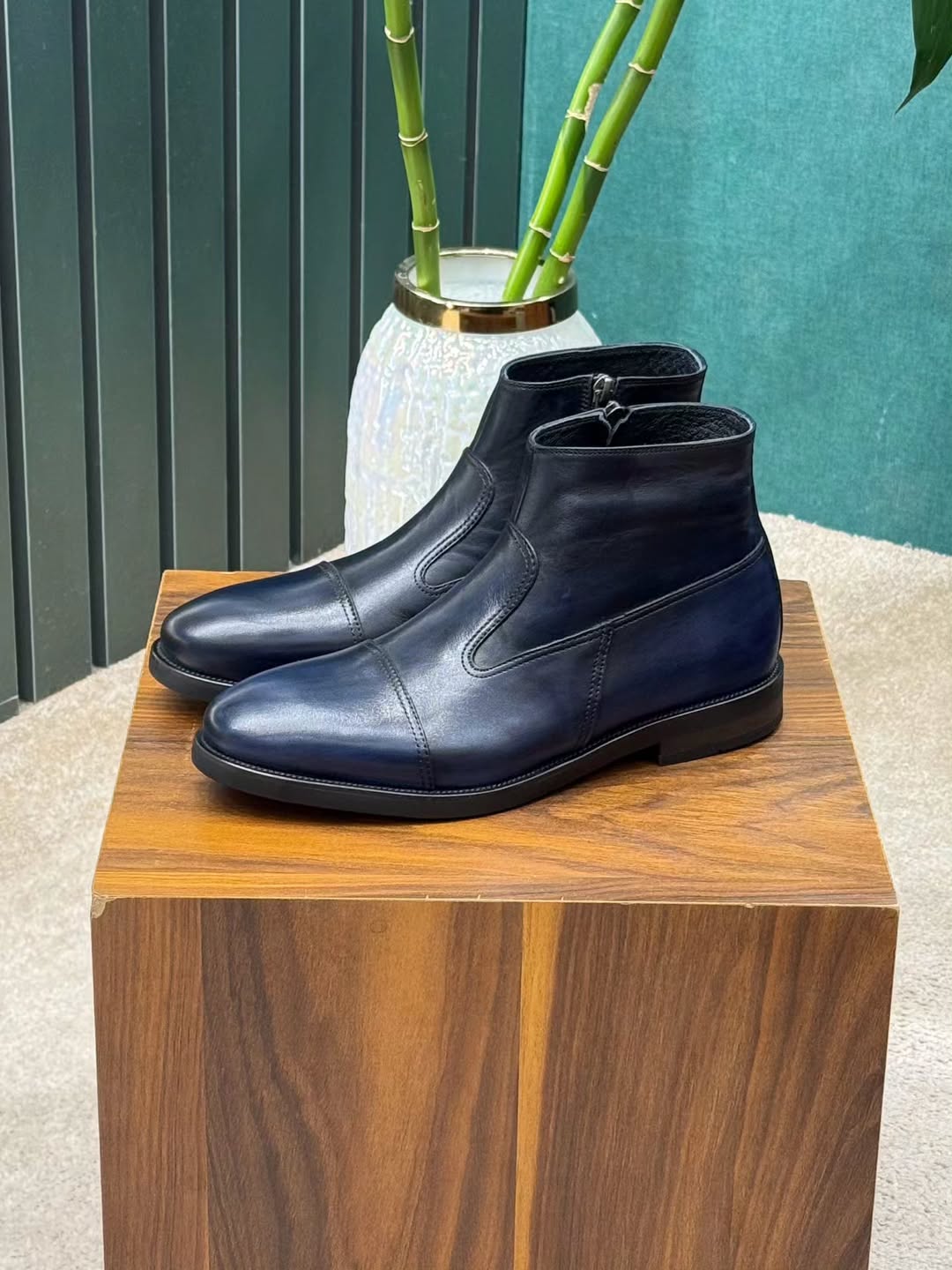 Men's leather ankle boots with fleece lining
