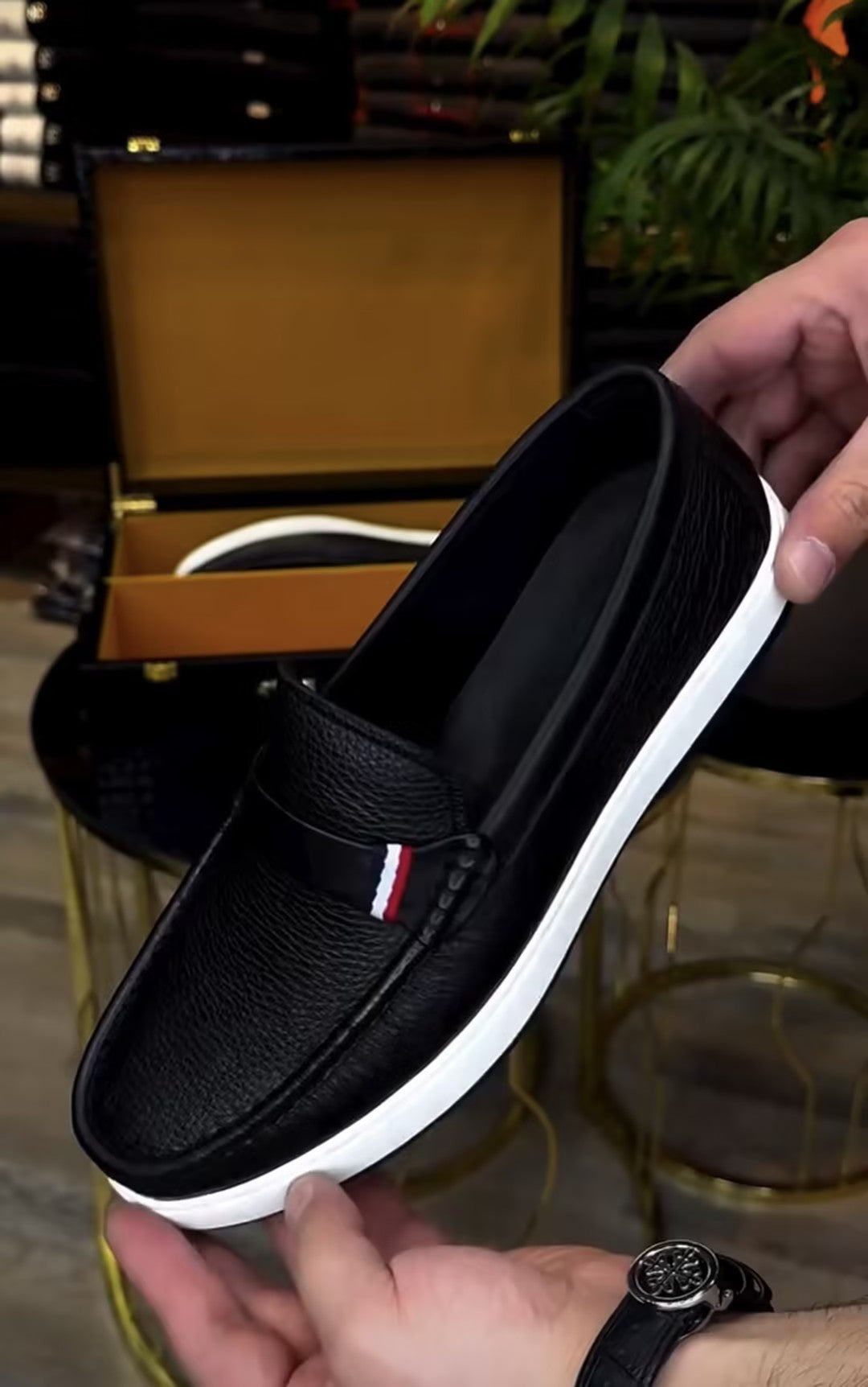 Men's quality leather slip-on shoes