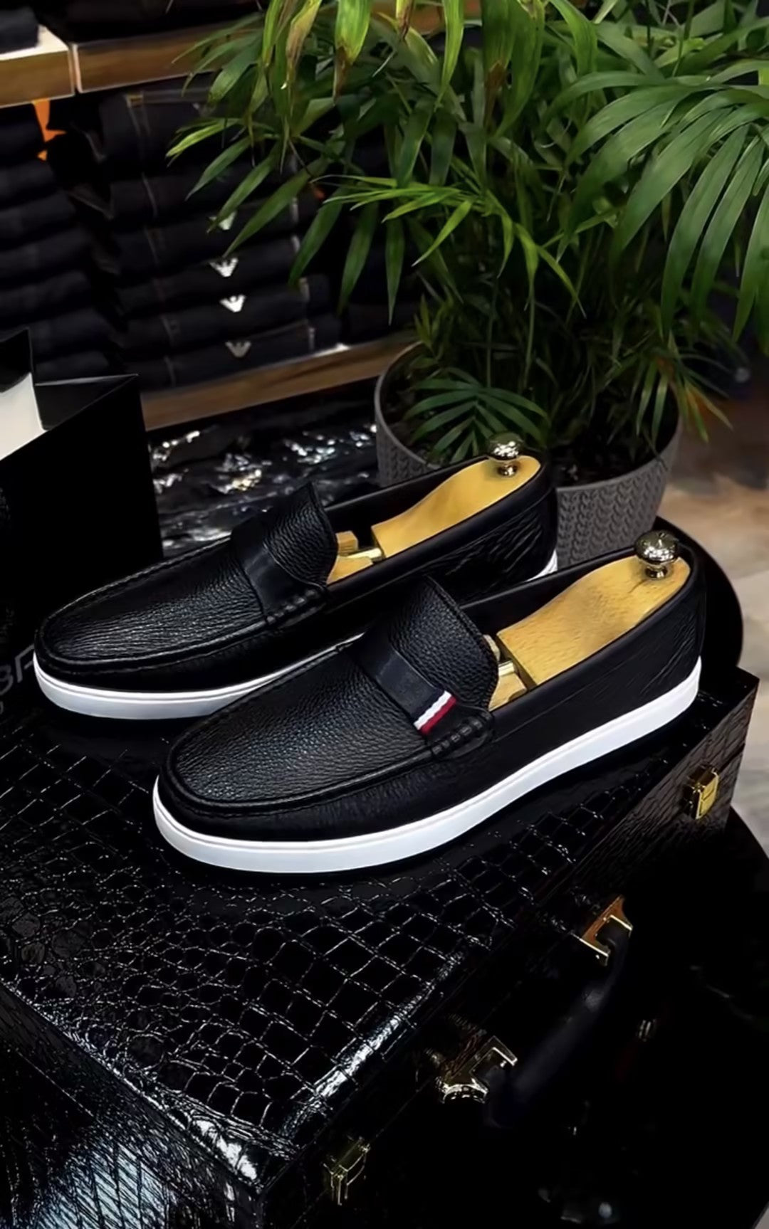 Men's quality leather slip-on shoes