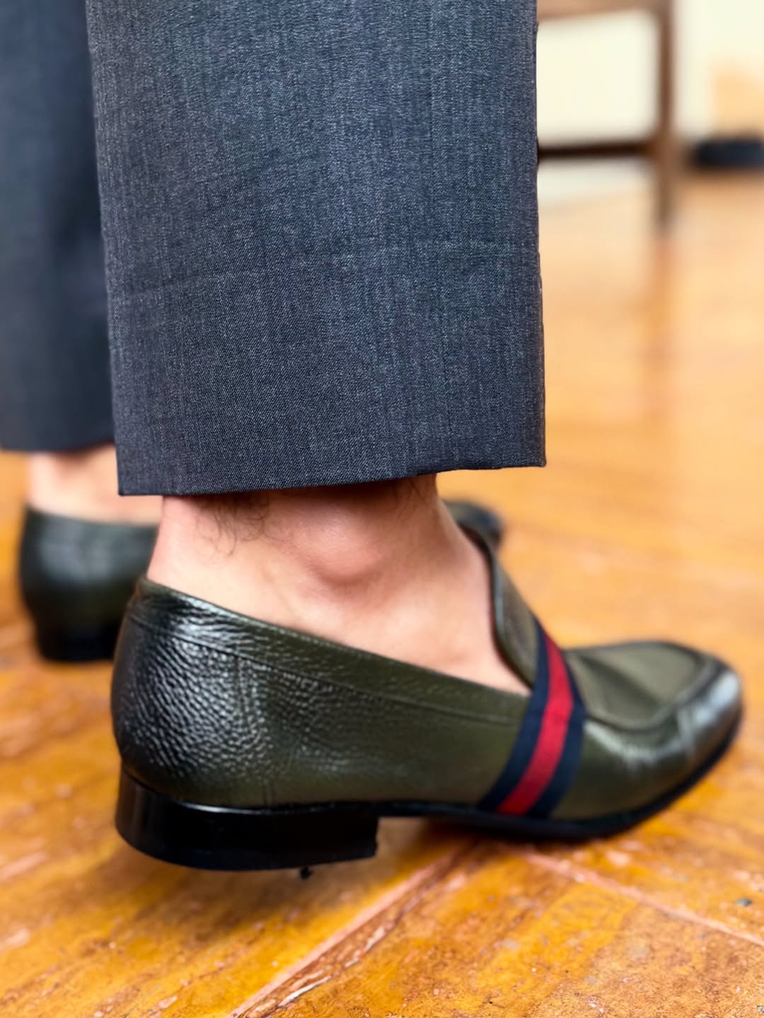 Men's soft leather shoes